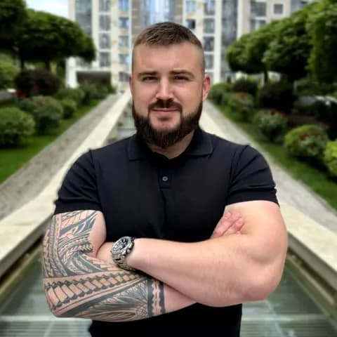 Соловей Юрій